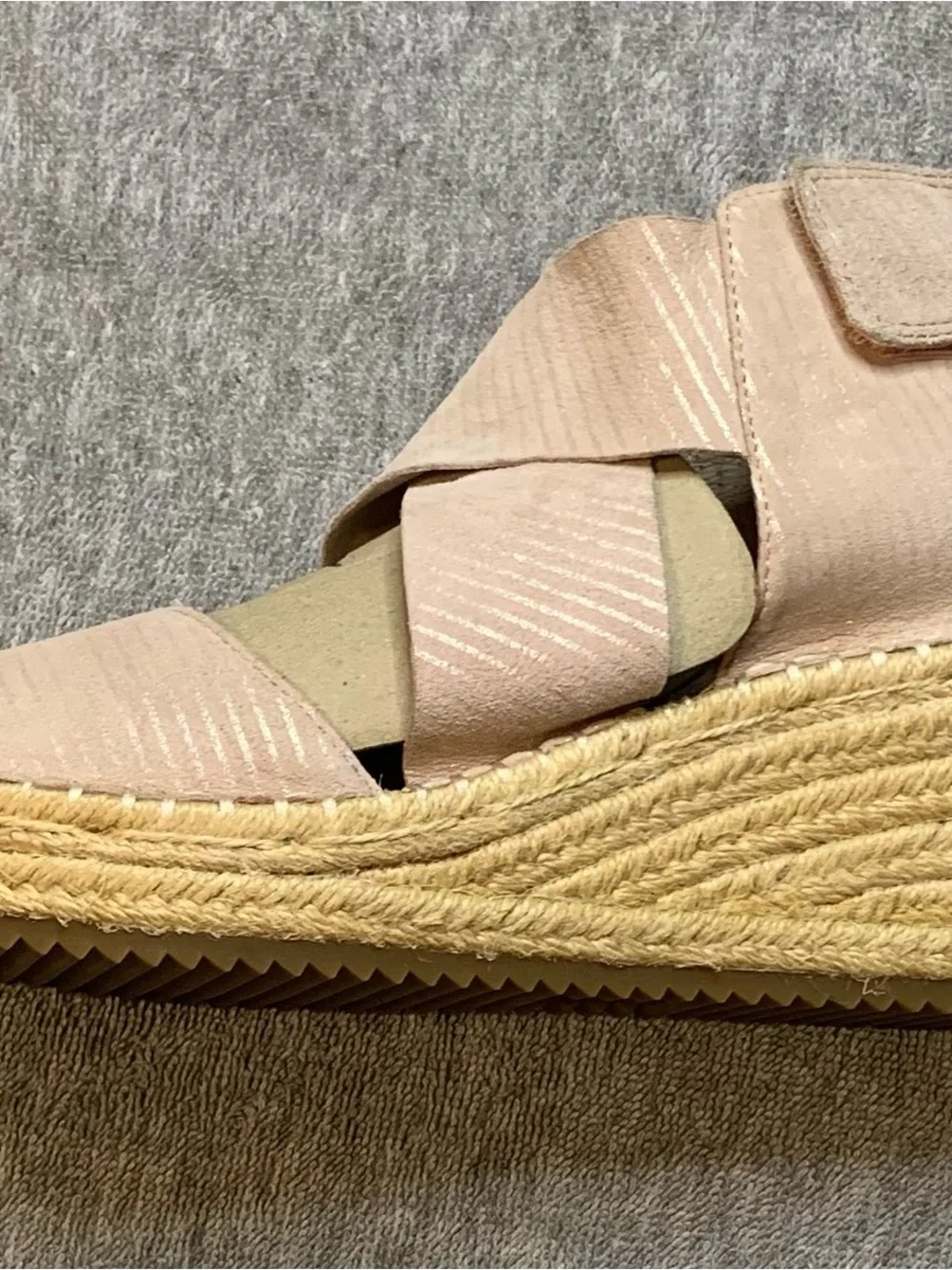 Eileen Fisher Willow 3 Espadrille Tumbled Leather Wedge Sandals